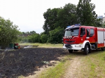 Pożar w byłym PGR'ze w Łubiu